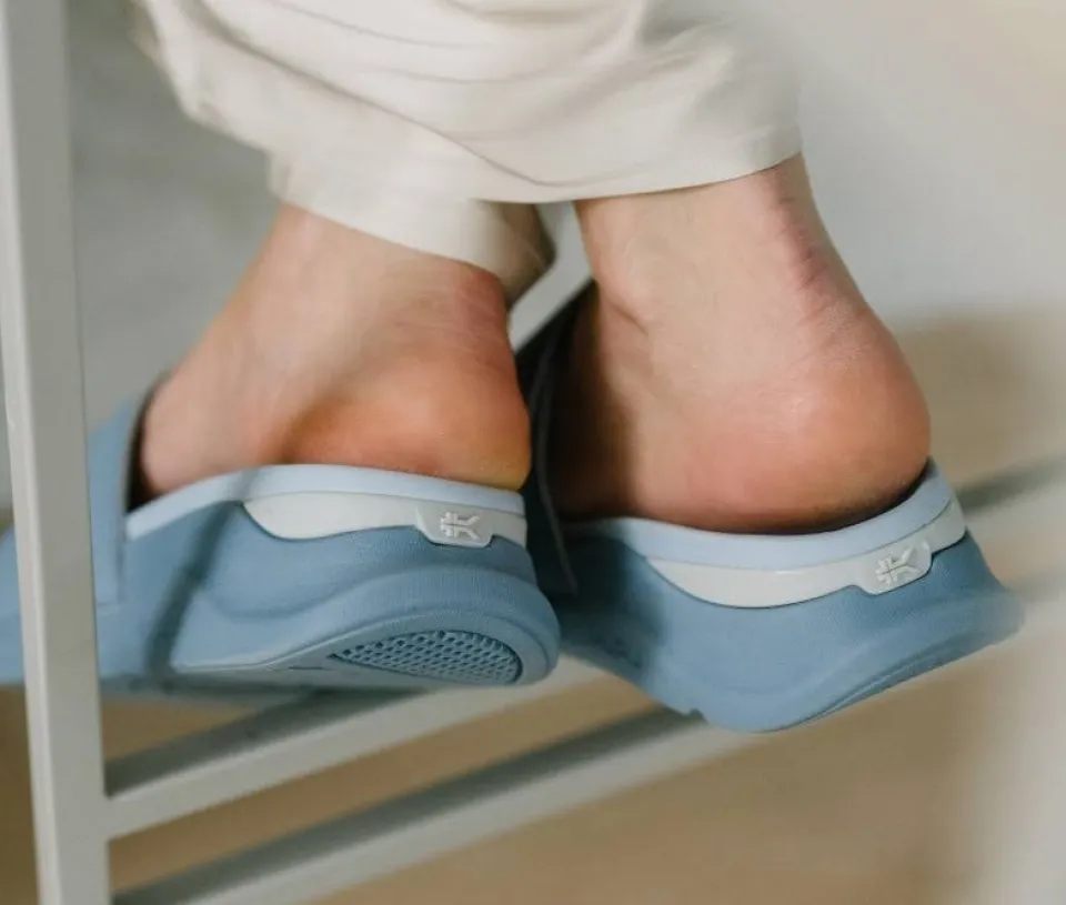 moment-WiwgGttg-5.webp Discount KURU Footwear MOMENT Bluefog-white